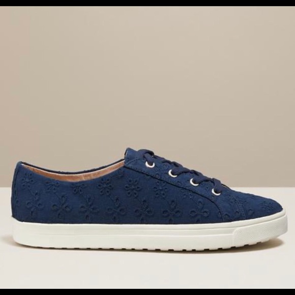 Jack Roger Eyelit Sneakers - Picture 2 of 3